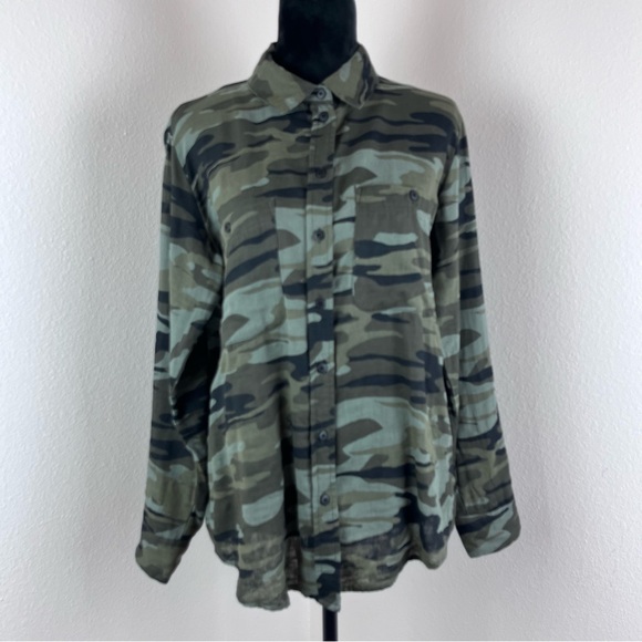 Sanctuary Camo Boyfriend Shirt Button Front Roll Tab Sleeves Size XS - Picture 10 of 11